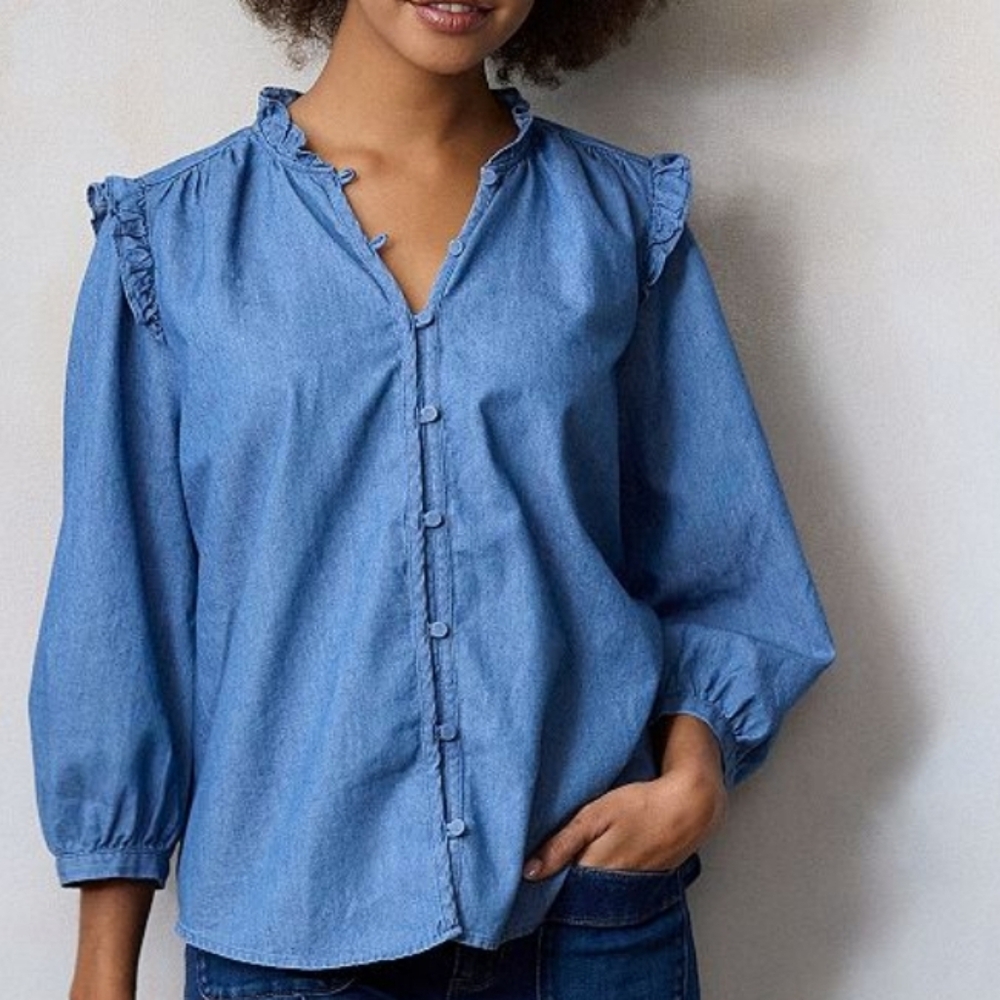 LC Lauren Conrad Light Blue Chambray Button-Up Blouse